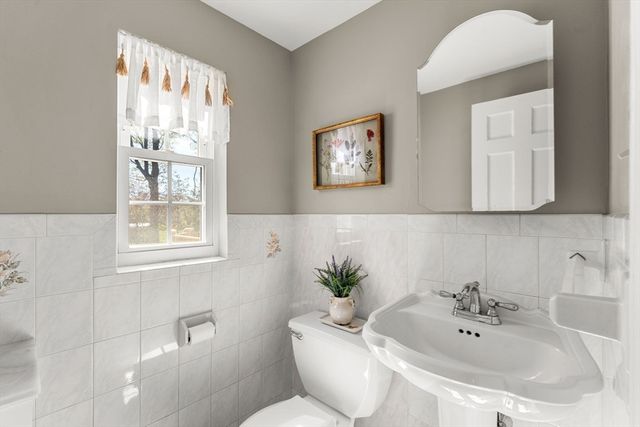 346 Albion St., Wakefield, MA 01880