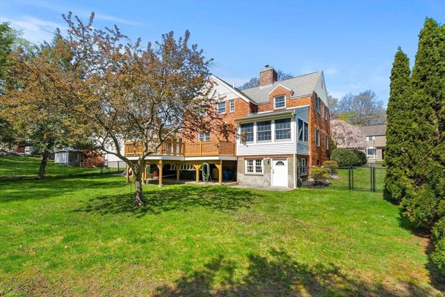 346 Albion St., Wakefield, MA 01880