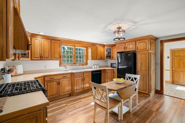 346 Albion St., Wakefield, MA 01880