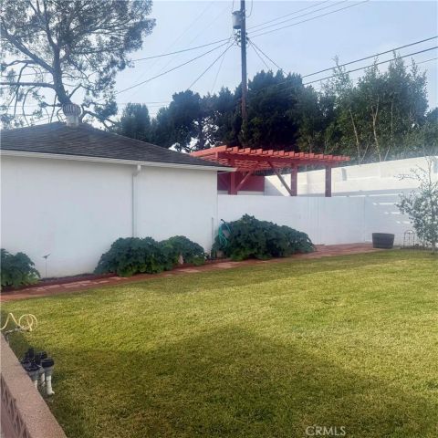 7407 Dunfield, Los Angeles, CA 90045