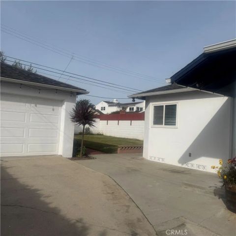 7407 Dunfield, Los Angeles, CA 90045