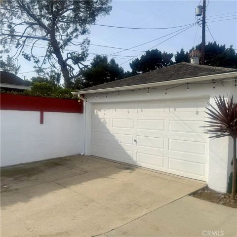 7407 Dunfield, Los Angeles, CA 90045