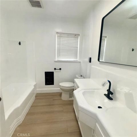 7407 Dunfield, Los Angeles, CA 90045