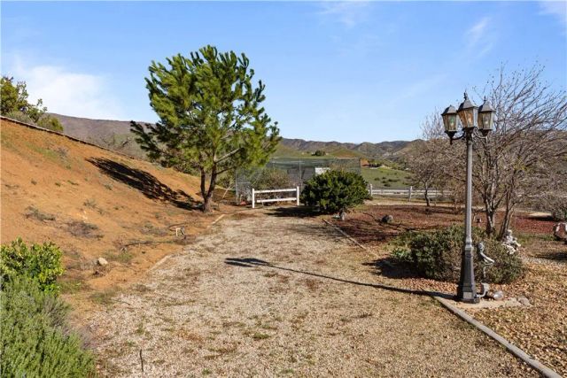 5419 Clanfield, Acton, CA 93510
