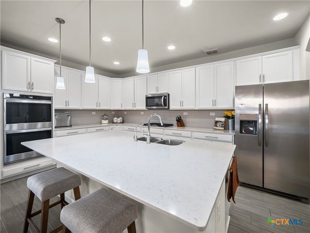 2263 Gran Cielo Trail, New Braunfels, TX 78132