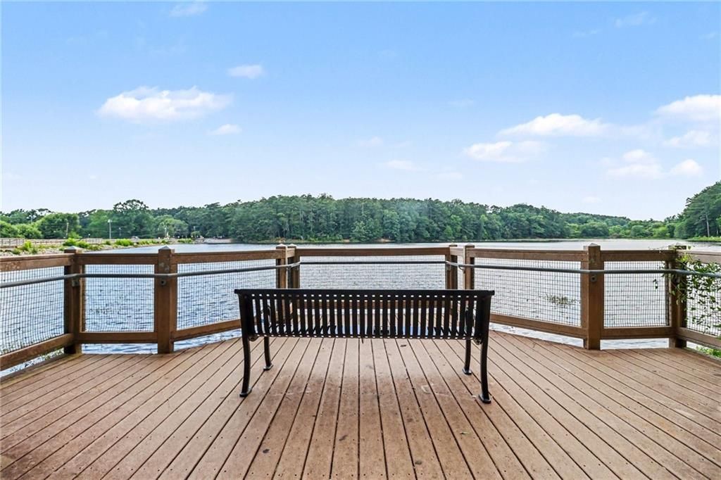 Image 47 of property listing at 1711 W Nancy Creek Drive NE, Atlanta, GA 30319