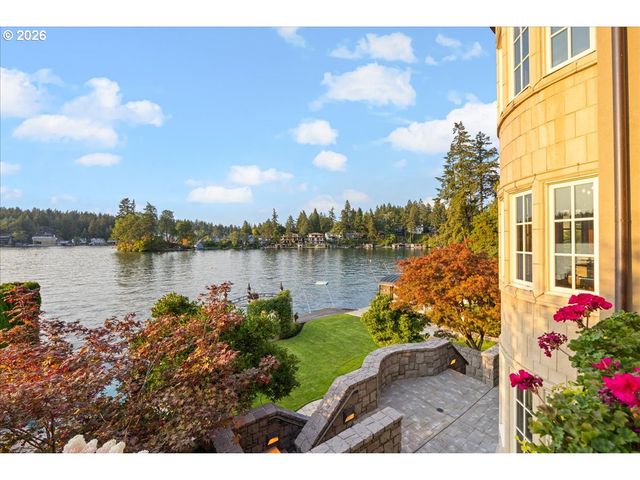 1527 LAKE FRONT Rd, Lake Oswego, OR 97034