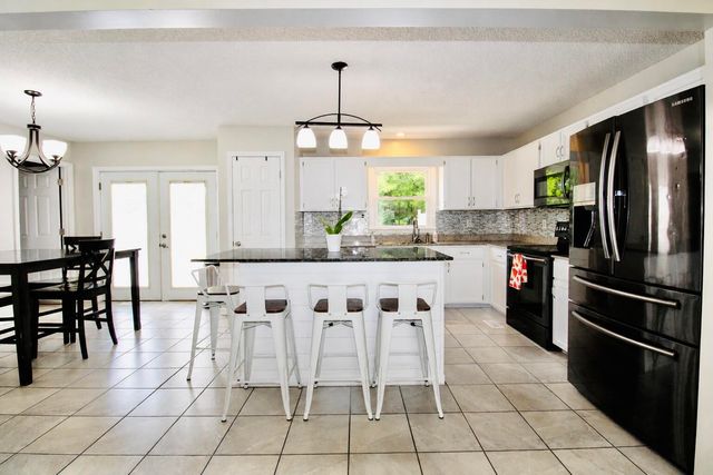 349 Anita Lane, Ledbetter, KY 42058