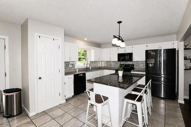 349 Anita Lane, Ledbetter, KY 42058
