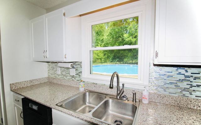 349 Anita Lane, Ledbetter, KY 42058