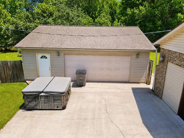 349 Anita Lane, Ledbetter, KY 42058