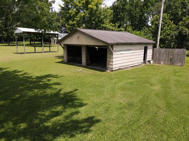 349 Anita Lane, Ledbetter, KY 42058