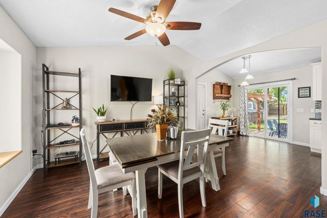940 E Ryan Dr Drive, Tea, SD 57064