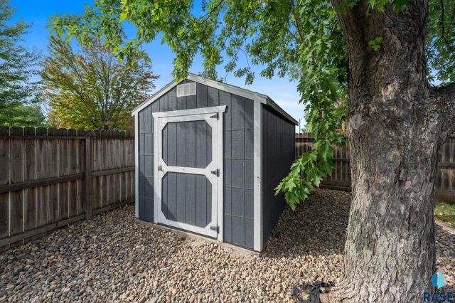 940 E Ryan Dr Drive, Tea, SD 57064
