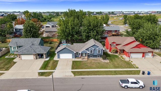 940 E Ryan Dr Drive, Tea, SD 57064