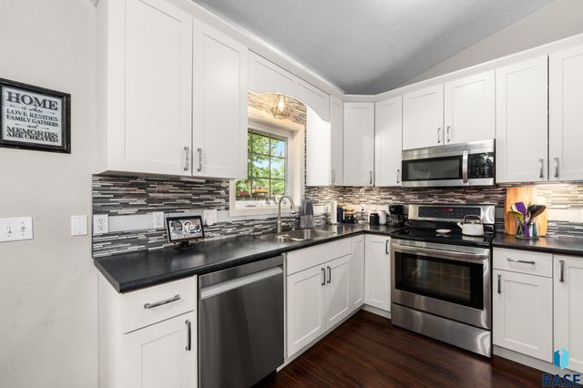 940 E Ryan Dr Drive, Tea, SD 57064