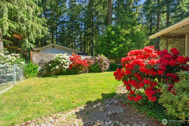 31 E Squaxin Place, Shelton, WA 98584