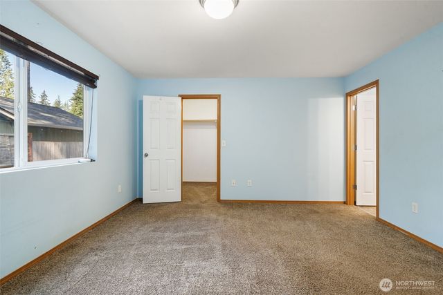 31 E Squaxin Place, Shelton, WA 98584