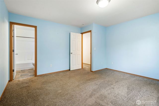 31 E Squaxin Place, Shelton, WA 98584