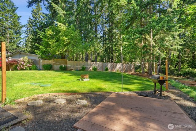 31 E Squaxin Place, Shelton, WA 98584