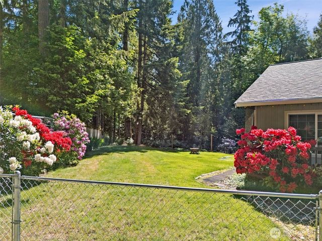 31 E Squaxin Place, Shelton, WA 98584
