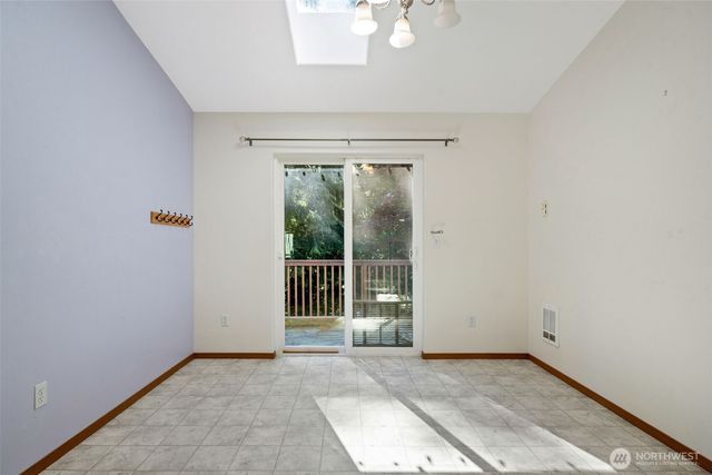 31 E Squaxin Place, Shelton, WA 98584