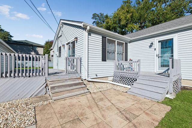 16132 Latrobe Avenue, Oak Forest, IL 60452
