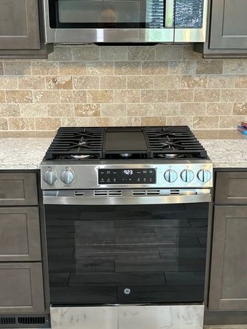 308-312 Chicago Avenue, Ladd, IL 61329