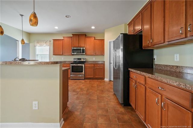 415 Highgrove Drive, Spring Lake, NC 28390