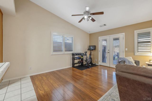 974 Cedarwood Street, Hanford, CA 93230