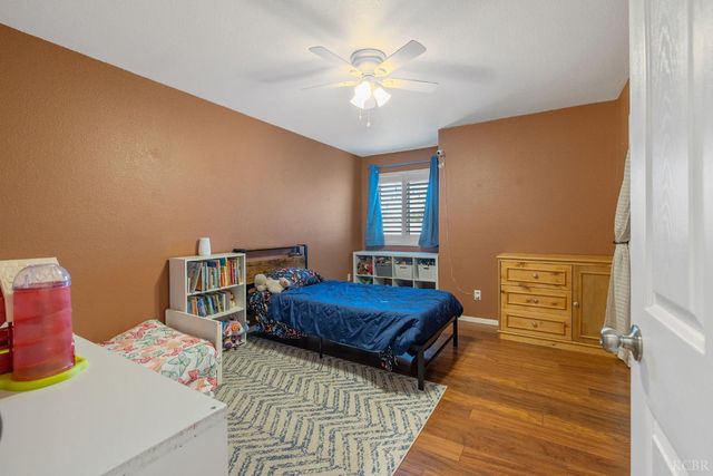 974 Cedarwood Street, Hanford, CA 93230