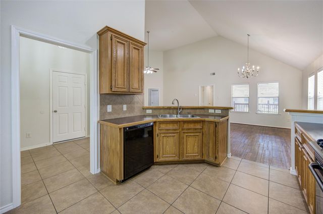 19915 Shore Meadows Lane, Richmond, TX 77407