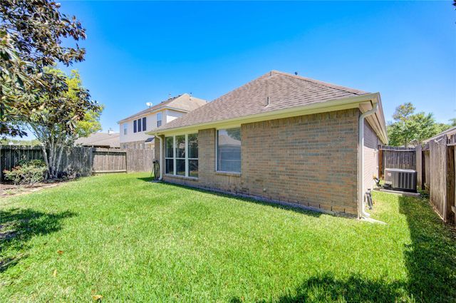 19915 Shore Meadows Lane, Richmond, TX 77407