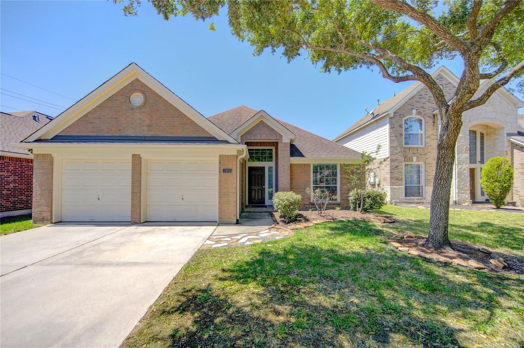 19915 Shore Meadows Lane, Richmond, TX 77407