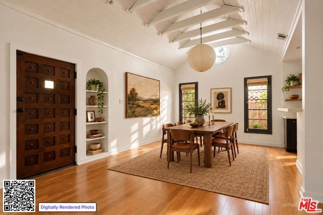 7272 Willoughby Avenue, Los Angeles, CA 90046