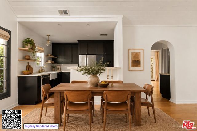 7272 Willoughby Avenue, Los Angeles, CA 90046