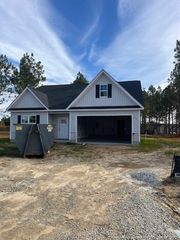 152 N Rabbit Run Drive, Smithfield, NC 27577