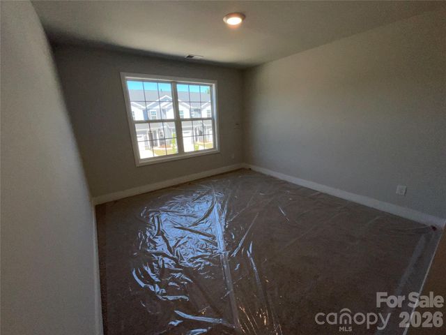 715 Pinecone Drive 27, Gastonia, NC 28056