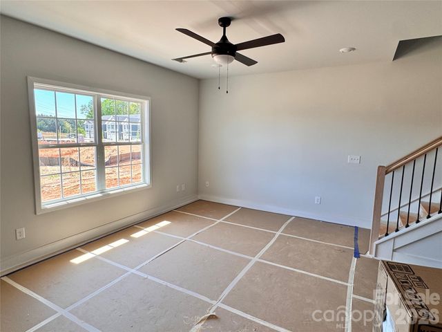 715 Pinecone Drive 27, Gastonia, NC 28056