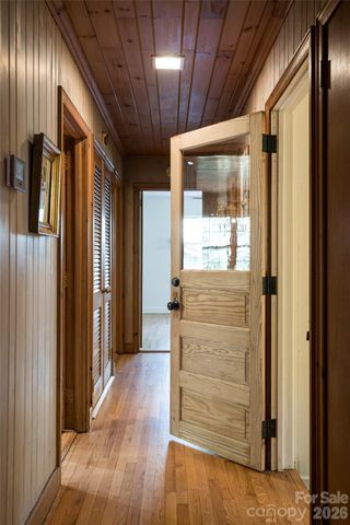 15 Meadow Lane, Fairview, NC 28730
