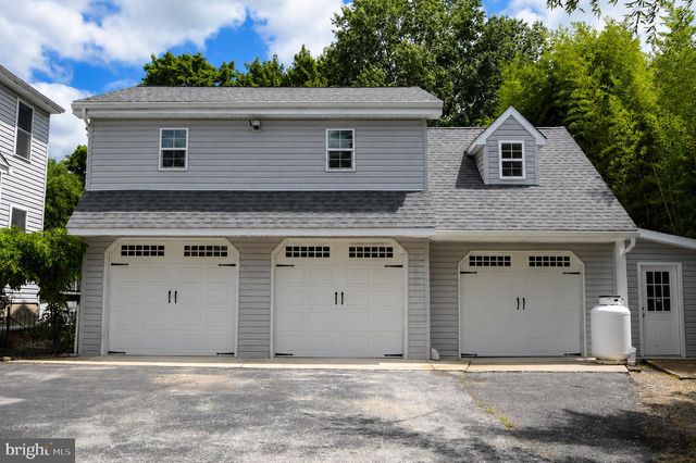 435 OLD STATE RD, Media, PA 19063