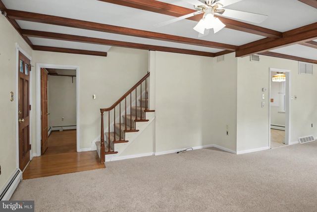 435 OLD STATE RD, Media, PA 19063