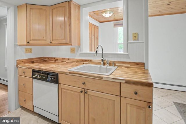 435 OLD STATE RD, Media, PA 19063