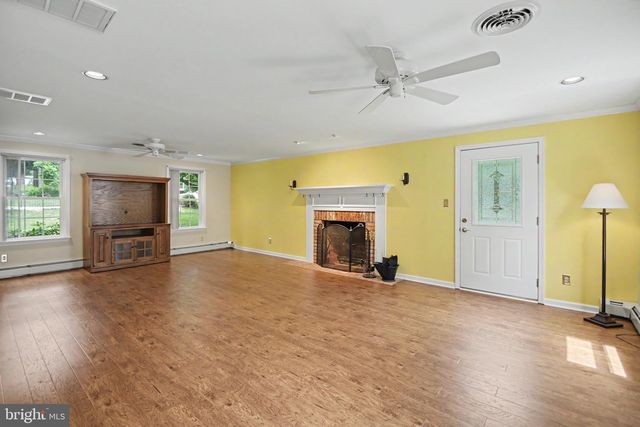 435 OLD STATE RD, Media, PA 19063