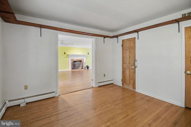 435 OLD STATE RD, Media, PA 19063