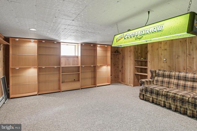 435 OLD STATE RD, Media, PA 19063