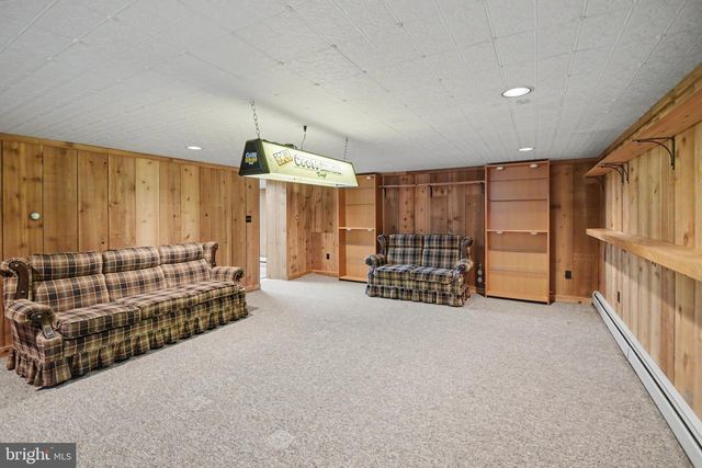 435 OLD STATE RD, Media, PA 19063