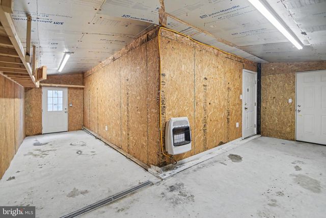 435 OLD STATE RD, Media, PA 19063
