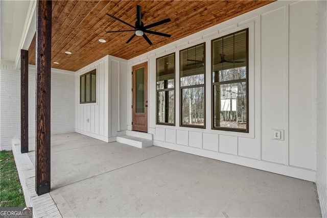 301 Windy Hill Drive, Calhoun, GA 30701