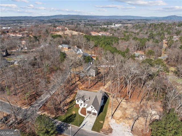 301 Windy Hill Drive, Calhoun, GA 30701